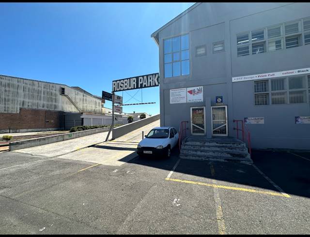 600M² WAREHOUSE TO LET IN PAARDEN EILAND